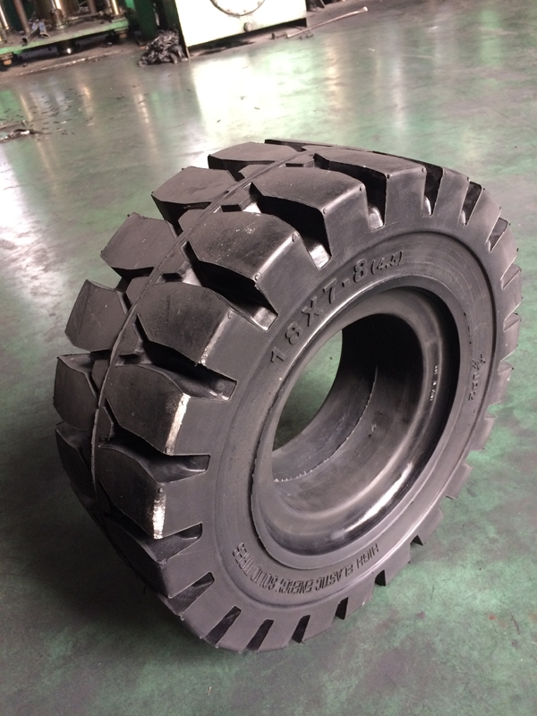 叉车系列-18x7-8 标准